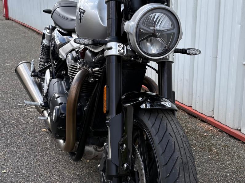 TRIUMPH SPEED TWIN 1200