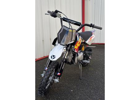 YCF START F 88 SE