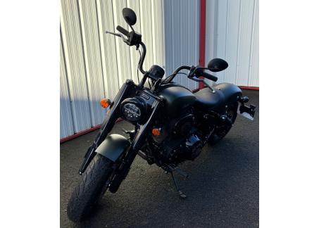 INDIAN CHIEF BOBBER DARK HORSE